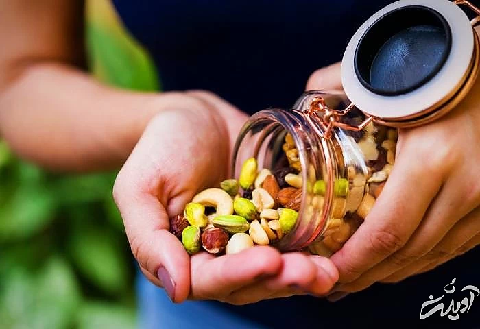 آجیل یکی از بهترین راه های درمان لاغری صورت آجیل برای چاقی صورت